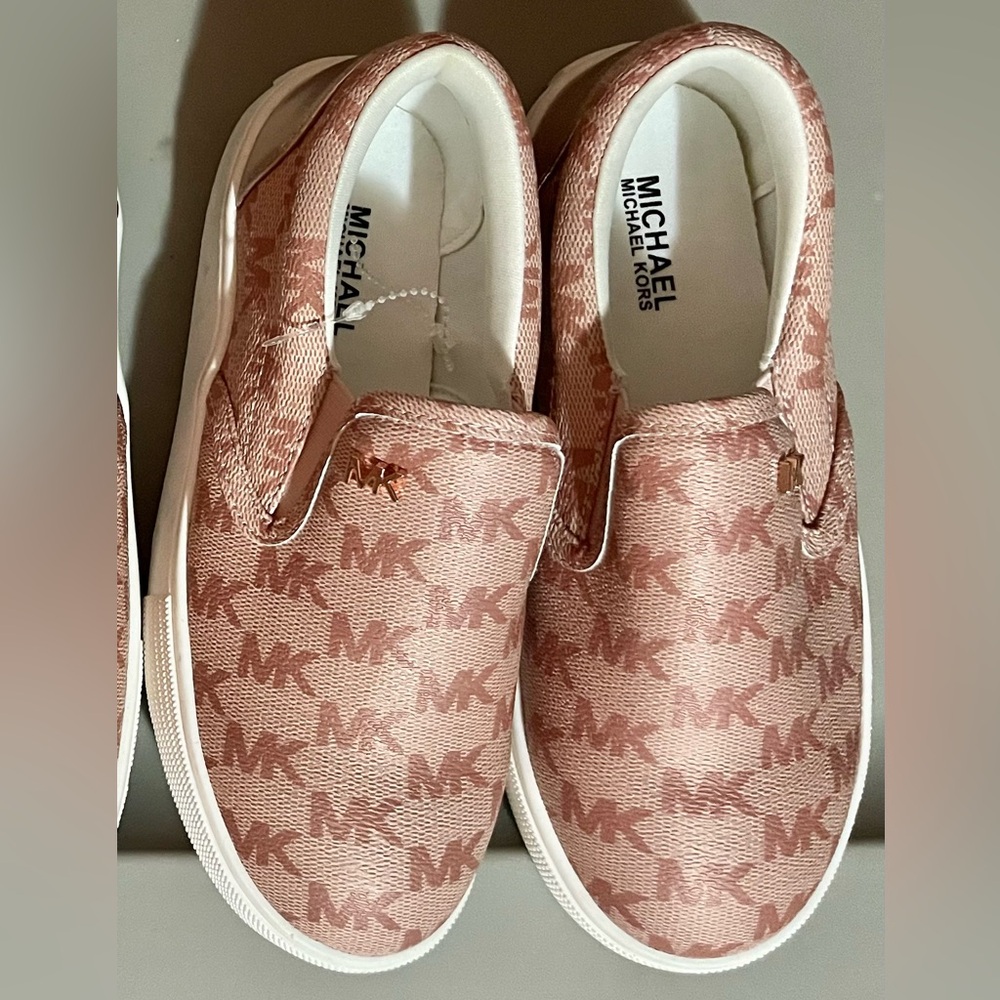 Michael Kors shoes girls size 1